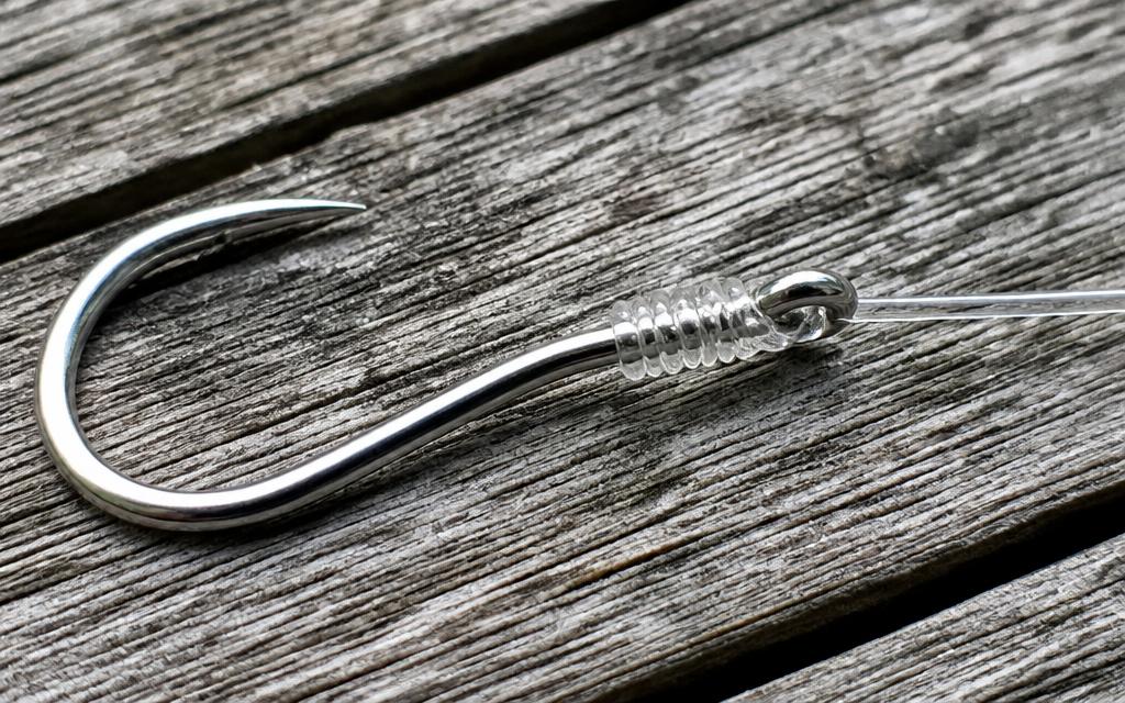 Uni Knot / Double Uni fishing knot tied and cinched